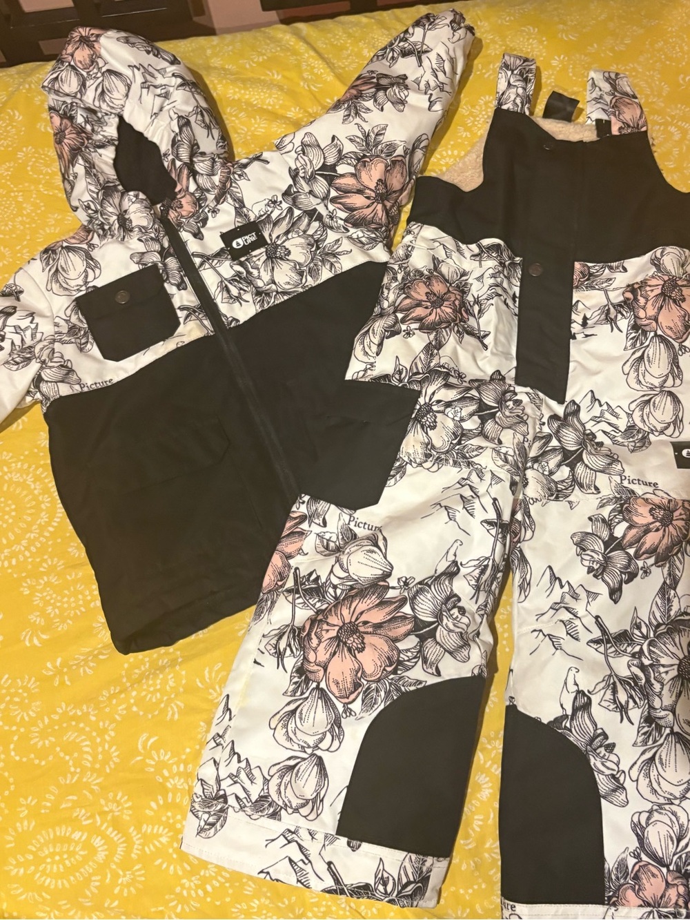 Picture Organic Clothing Snowy Snow Bib pant AND coat
